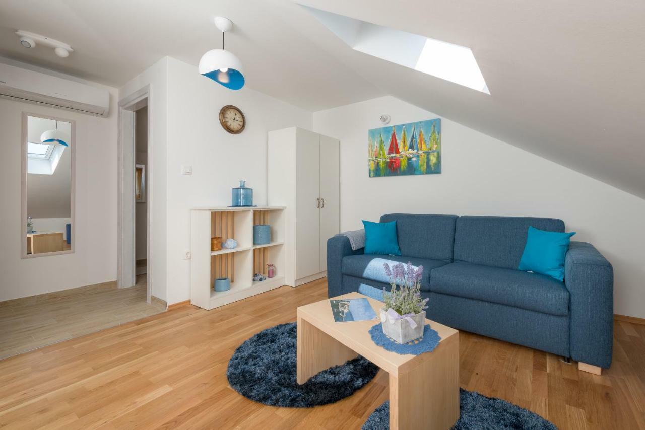 Apartments Kapo Kaštela Εξωτερικό φωτογραφία
