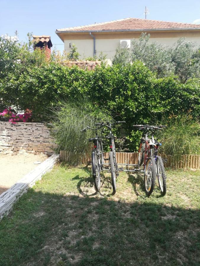 Apartments Kapo Kaštela Εξωτερικό φωτογραφία